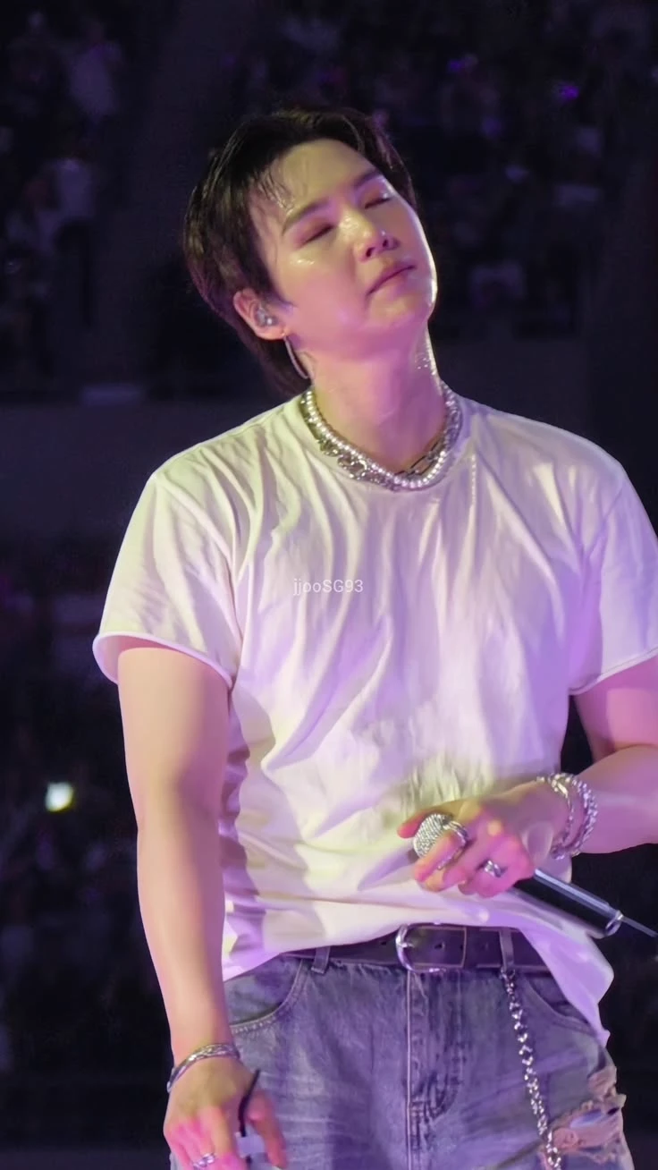 Min Yoongi thumbnail