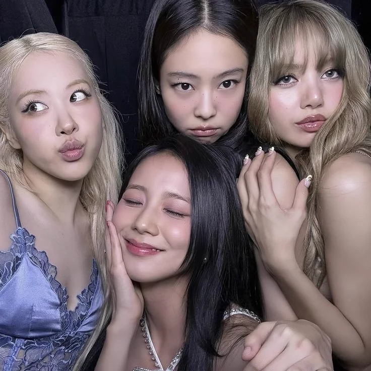 Blackpink thumbnail