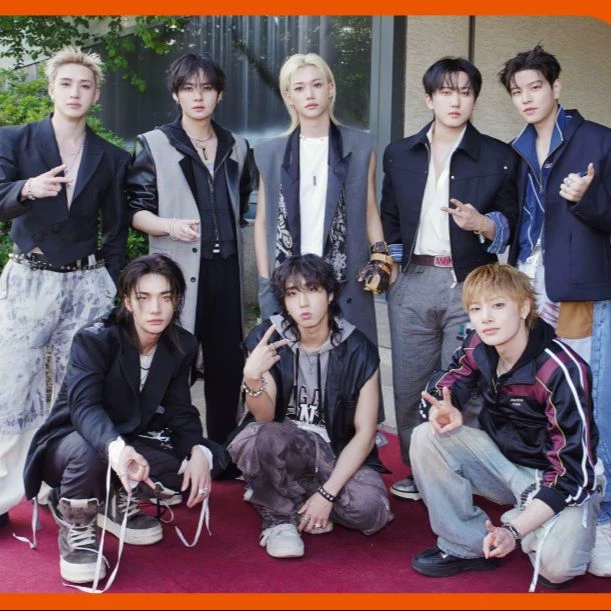 Stray Kids thumbnail