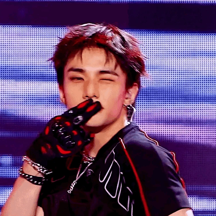 Hwang Hyunjin thumbnail