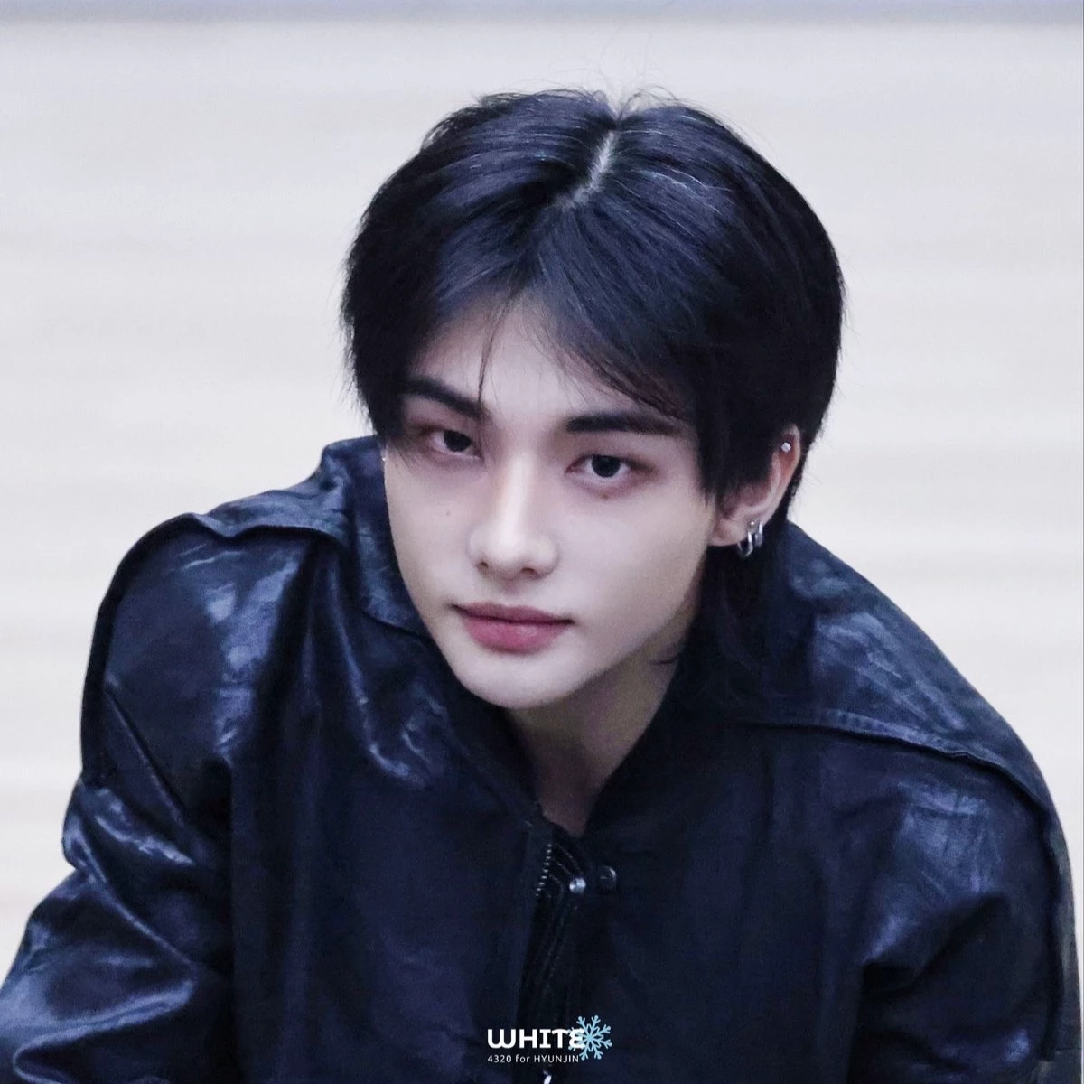 Hyunjin father thumbnail