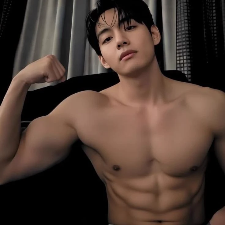 Kim Taehyung thumbnail