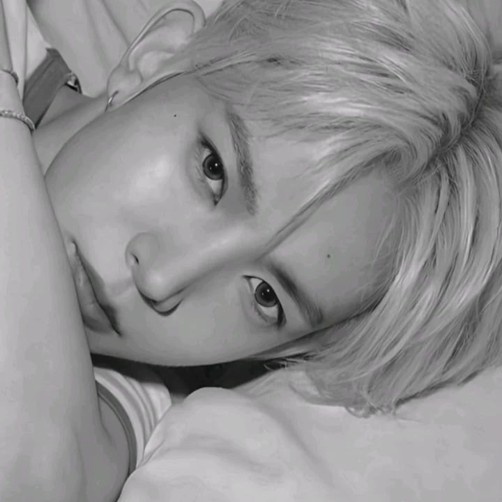 Heeseung thumbnail