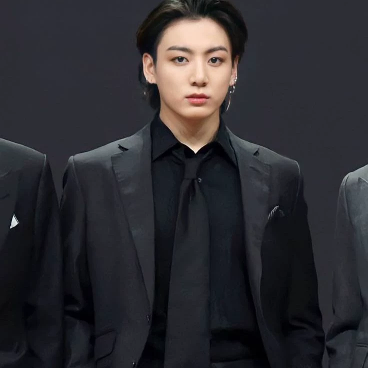 Jeon Jungkook thumbnail