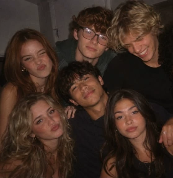Rich friend group thumbnail