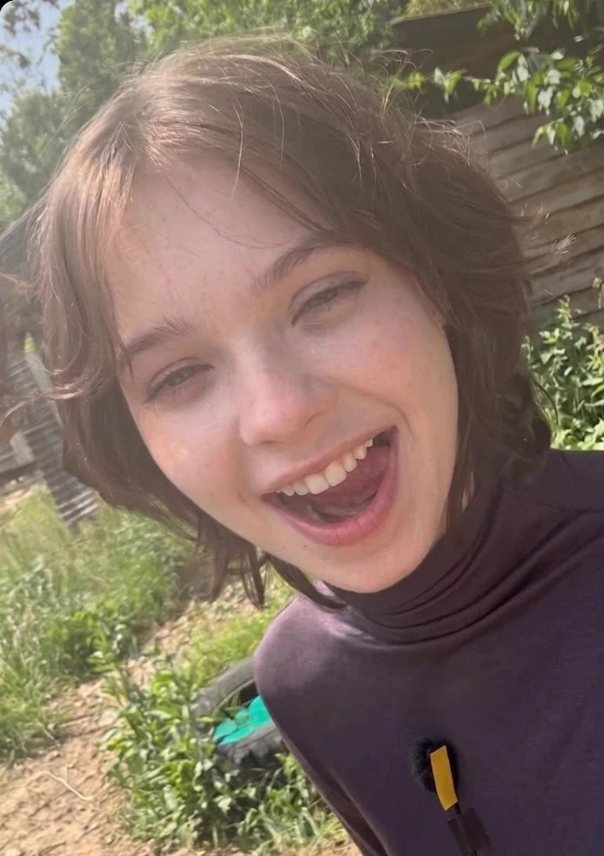Emma Myers thumbnail