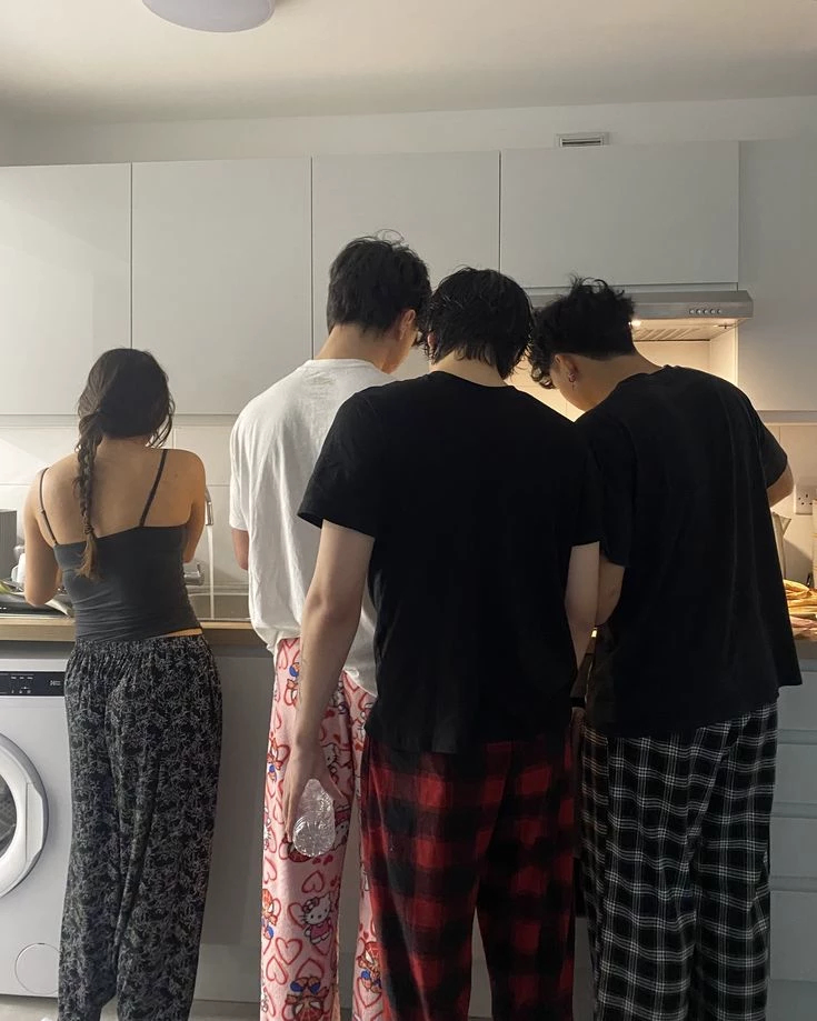 Obsessed best friends thumbnail