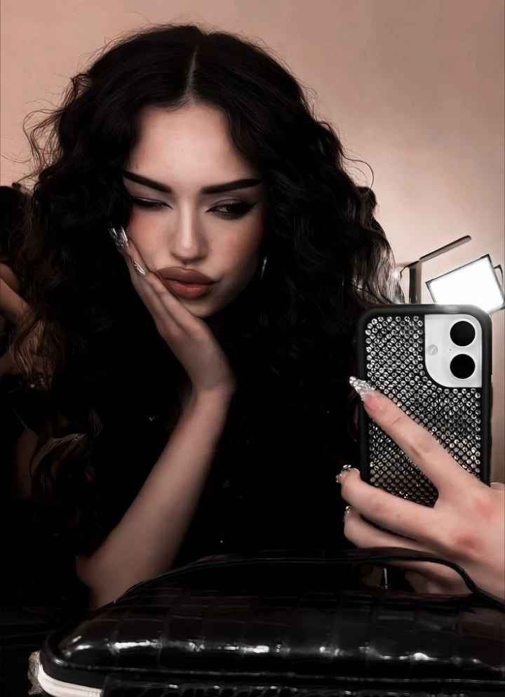 Daniela Avanzini (GL)  thumbnail
