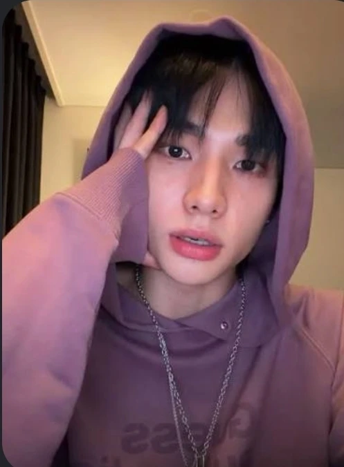 Hyunjin thumbnail