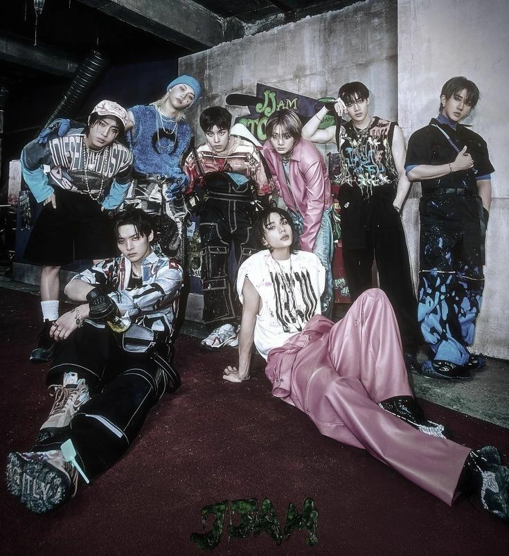 •Stray kids• thumbnail