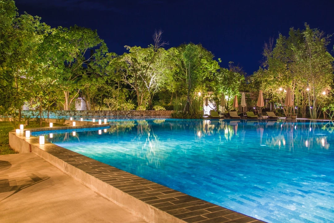 resort pool thumbnail