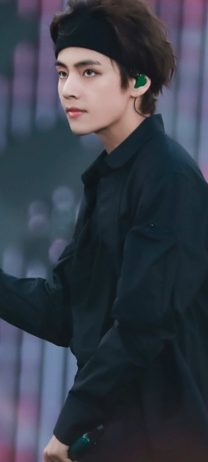 Kim Taehyung. thumbnail