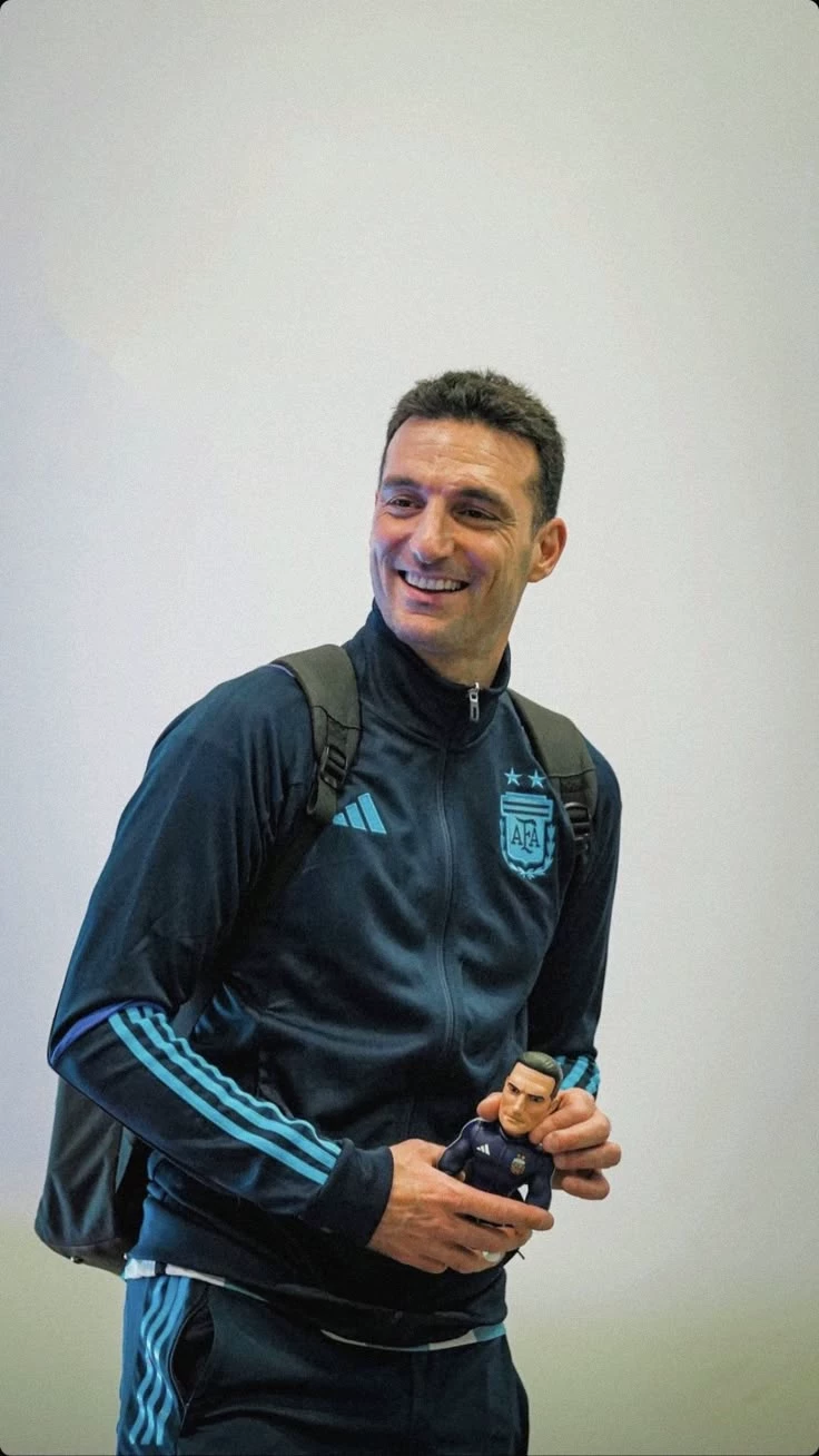 Lionel Scaloni thumbnail