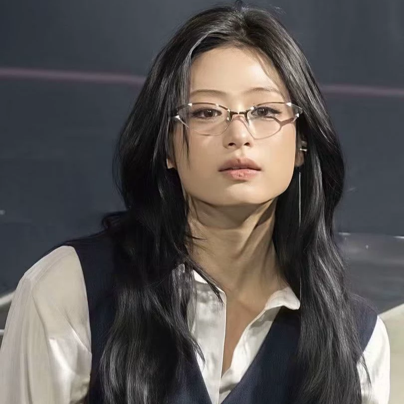 Ahyeon thumbnail