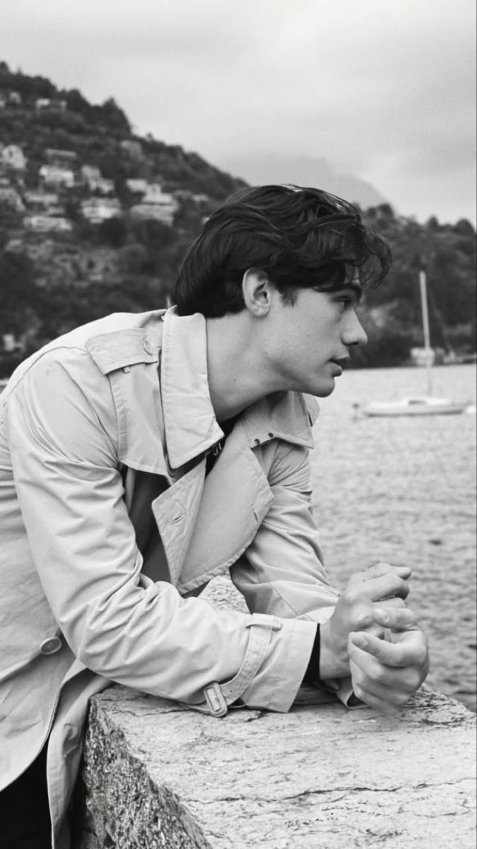 Elliot Hayes thumbnail