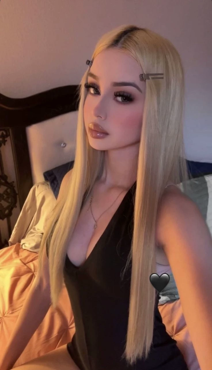 Andrea, thumbnail