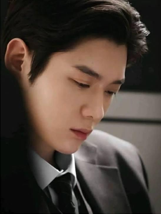 Prosecutor, Kim Yoo Sik thumbnail