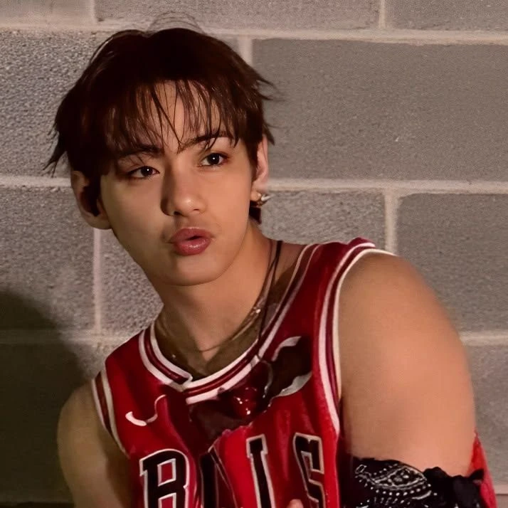 Kim Tae-hyung thumbnail