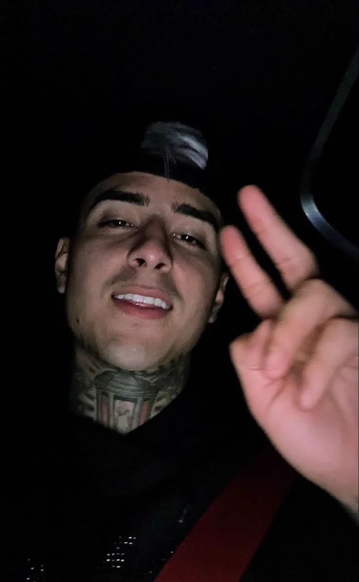 Erick thumb thumbnail