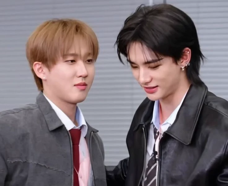 Hyunjin-Hyunibini thumbnail