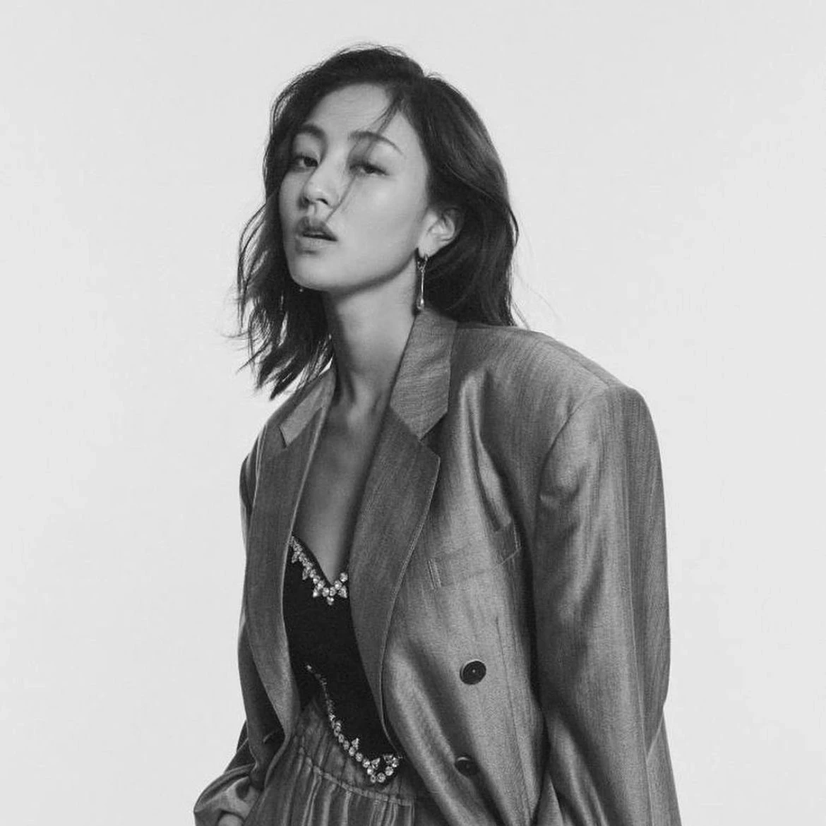 Park Jihyo — Mafia thumbnail