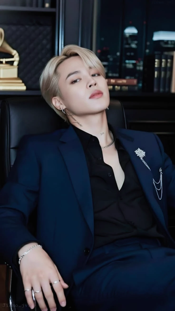 PARK JIMIN 👑 THE QUEEN WHO DIDN'T BEND thumbnail