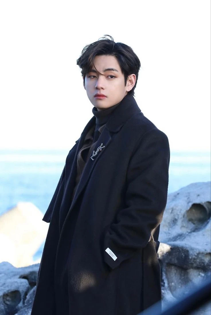 Kim Taehyung thumbnail