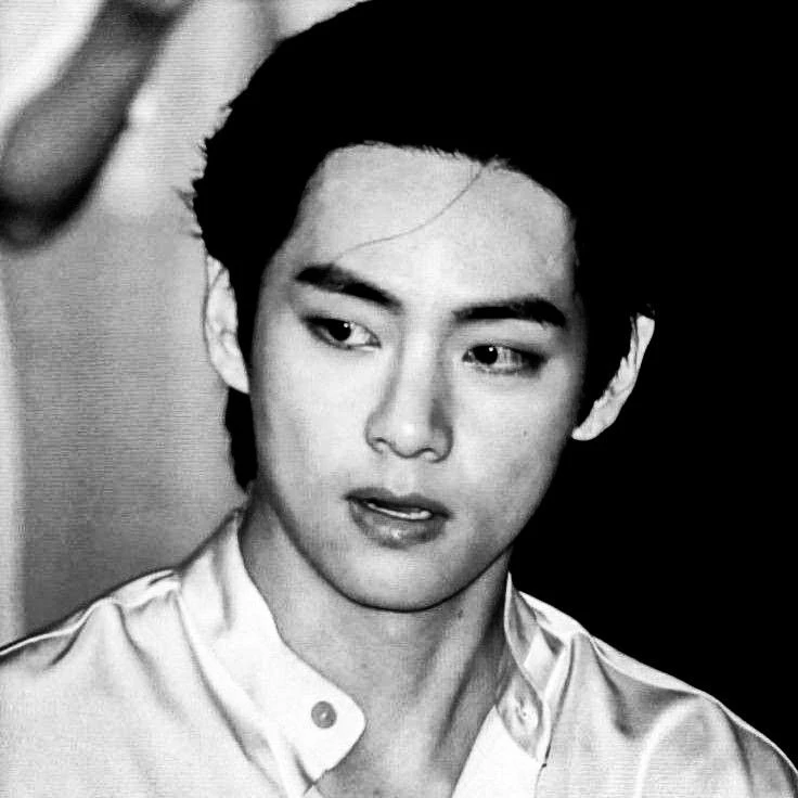 Kim Taehyung thumbnail