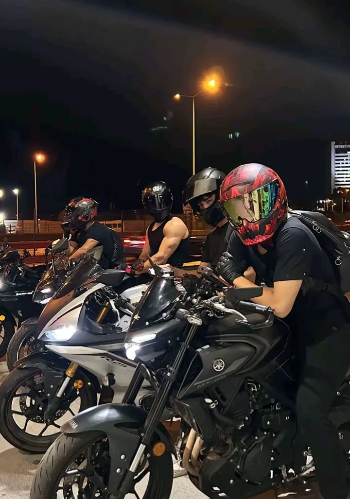 the 4 bikers thumbnail