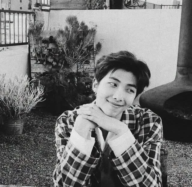 Kim Namjoon thumbnail