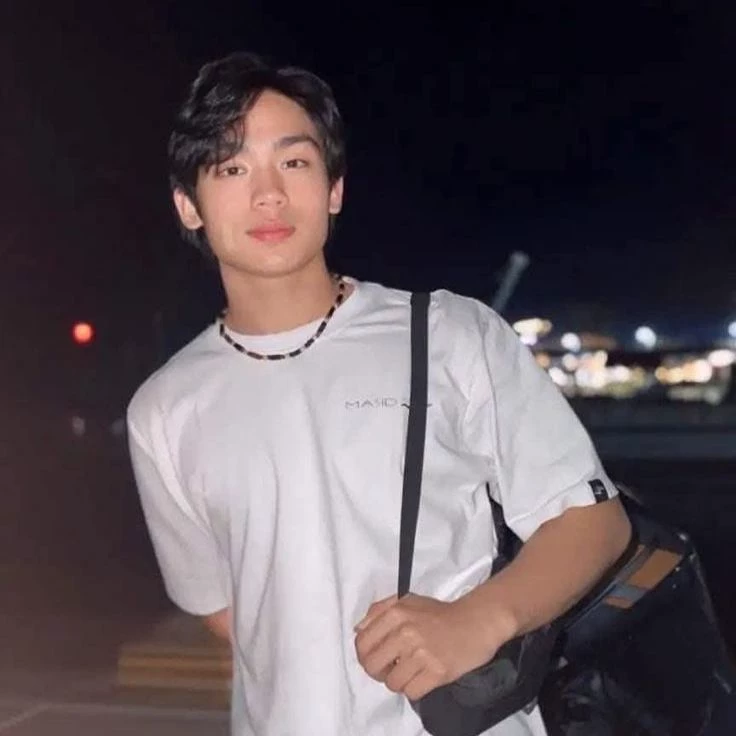 Jeremiah Emmanuel Ong/Jeo (YOU'RE HIS LOWKEY GIRLFRIEND) thumbnail