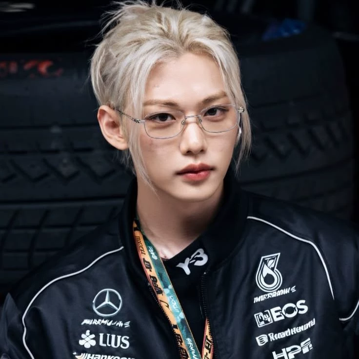 Felix; Your brother won't accept that you two broke up 🥺❤️ thumbnail