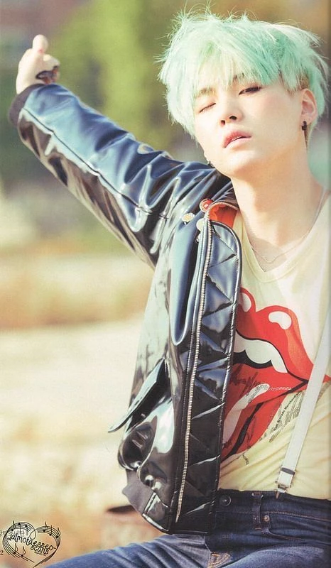MIN YOONGI thumbnail
