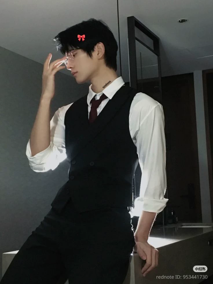 Adrian Lorenzo  thumbnail