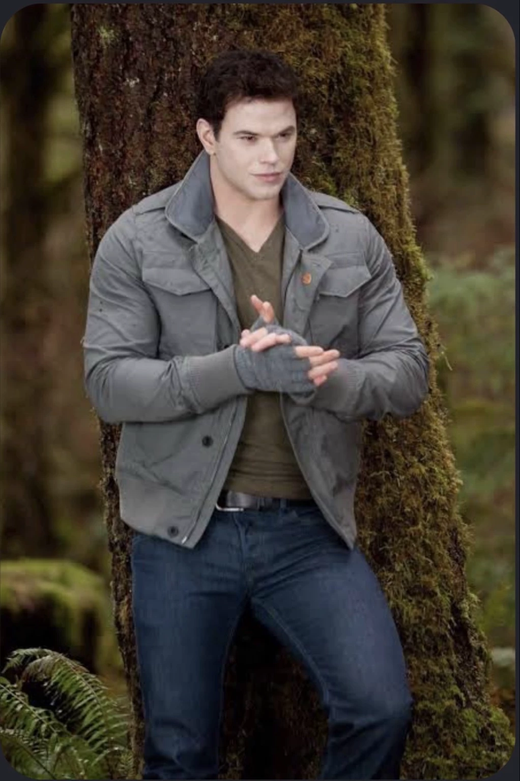 Emmett Cullen thumbnail