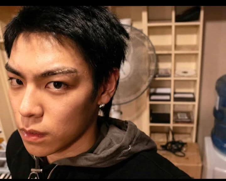 Choy Seung Hyun thumbnail