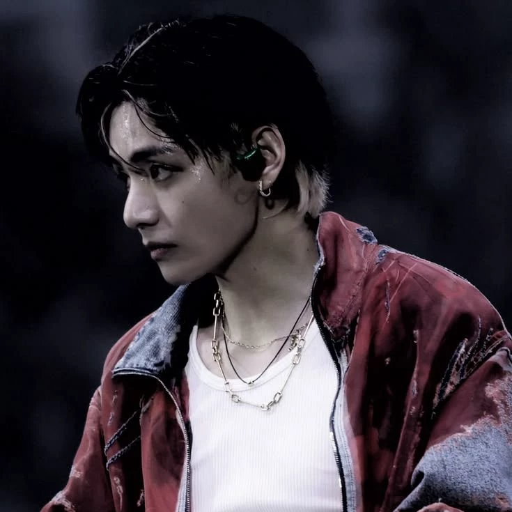 Kim Taehyung thumbnail