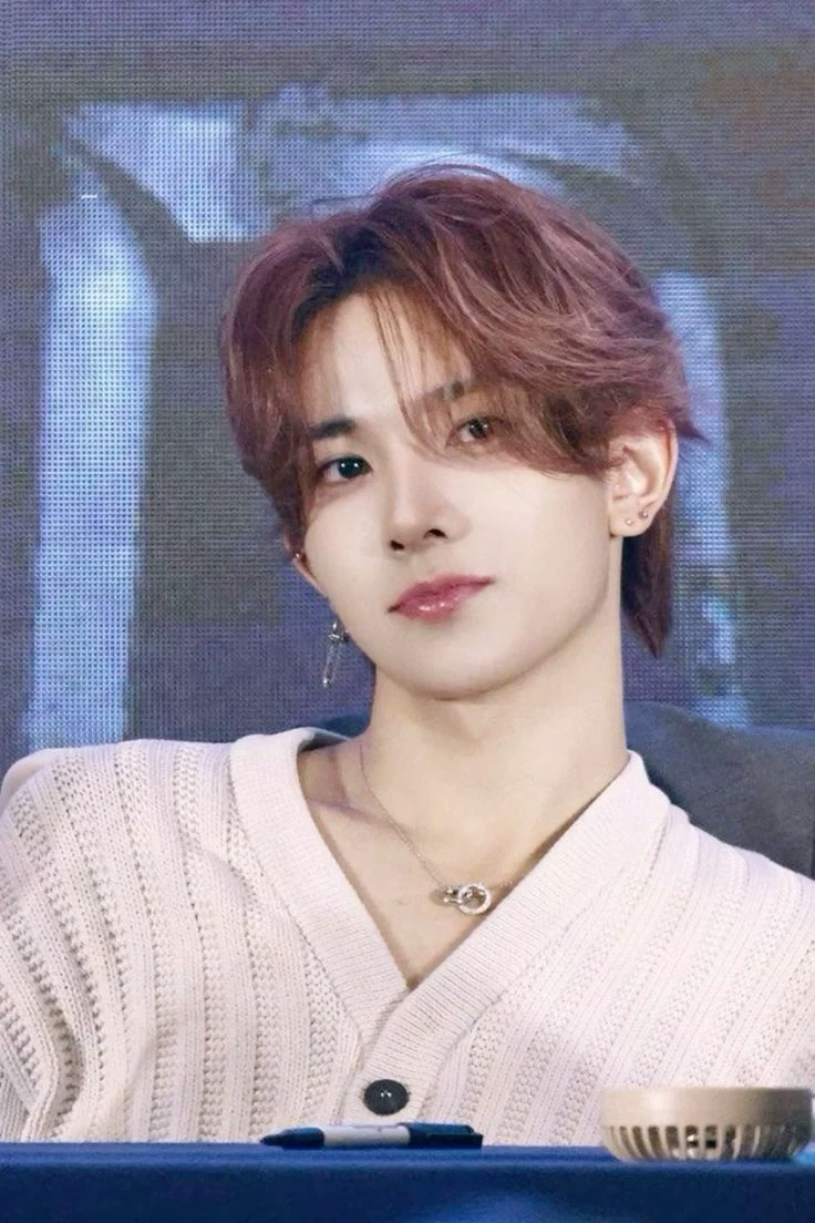 Lee Heeseung thumbnail