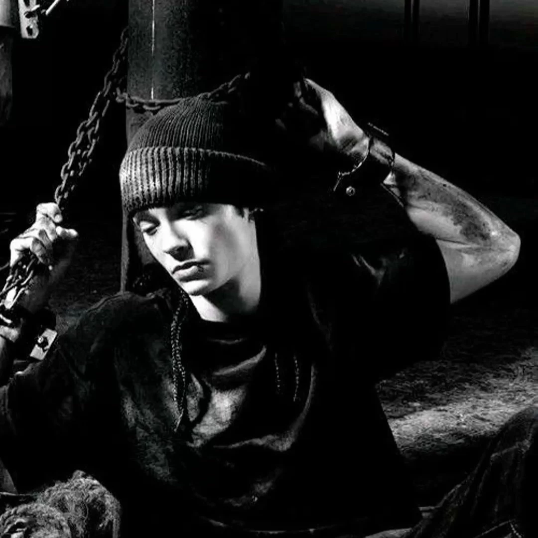 Tom Kaulitz thumbnail