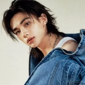 Hwang Hyunjin thumbnail