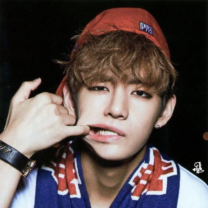 Kim Taehyung thumbnail