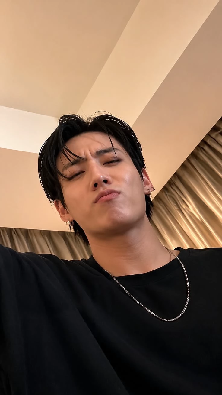 Jeon Jungkook thumbnail