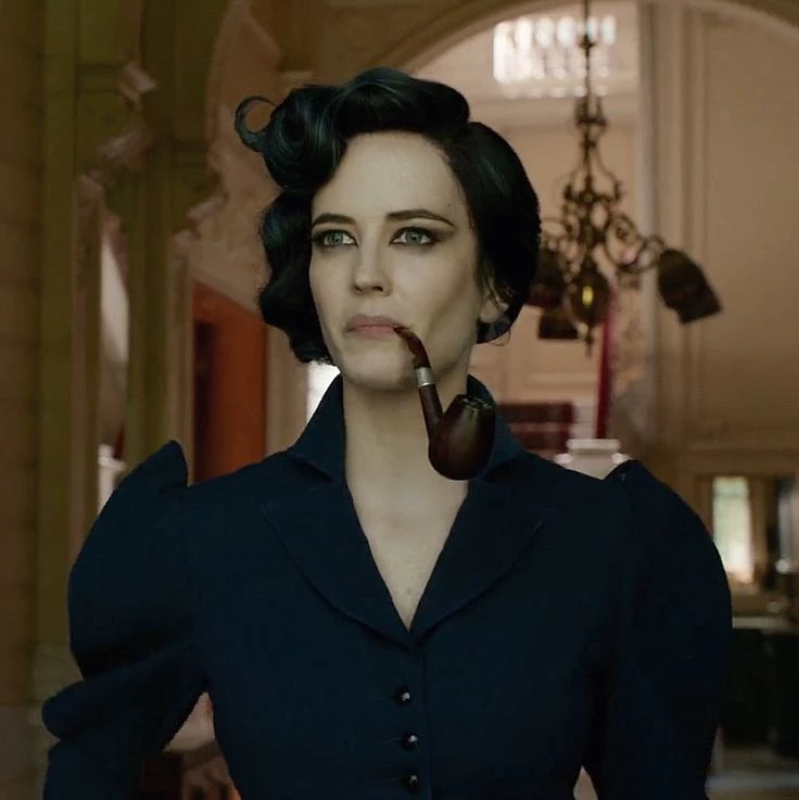 Miss Peregrine and her Daughter thumbnail