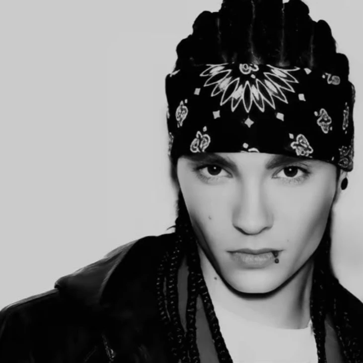 Tom Kaulitz Bl thumbnail