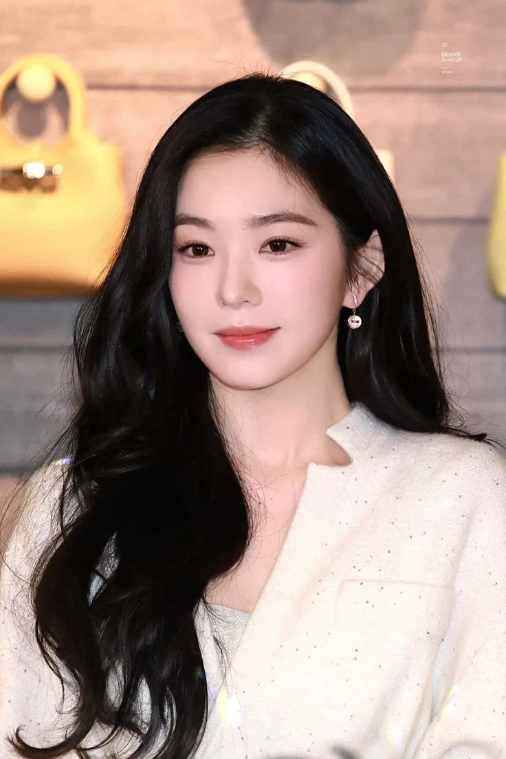 Irene (Red Velvet) thumbnail