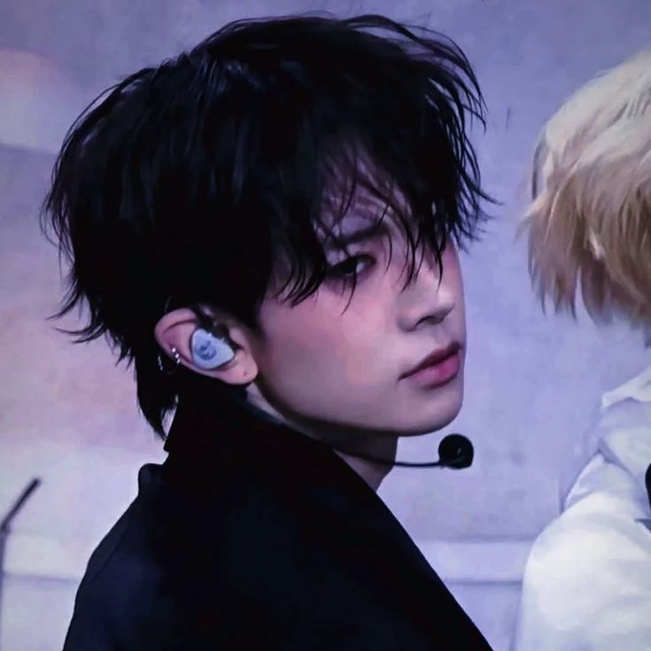 ℋℯℯ𝓈ℯ𝓊𝓃ℊ 
 thumbnail