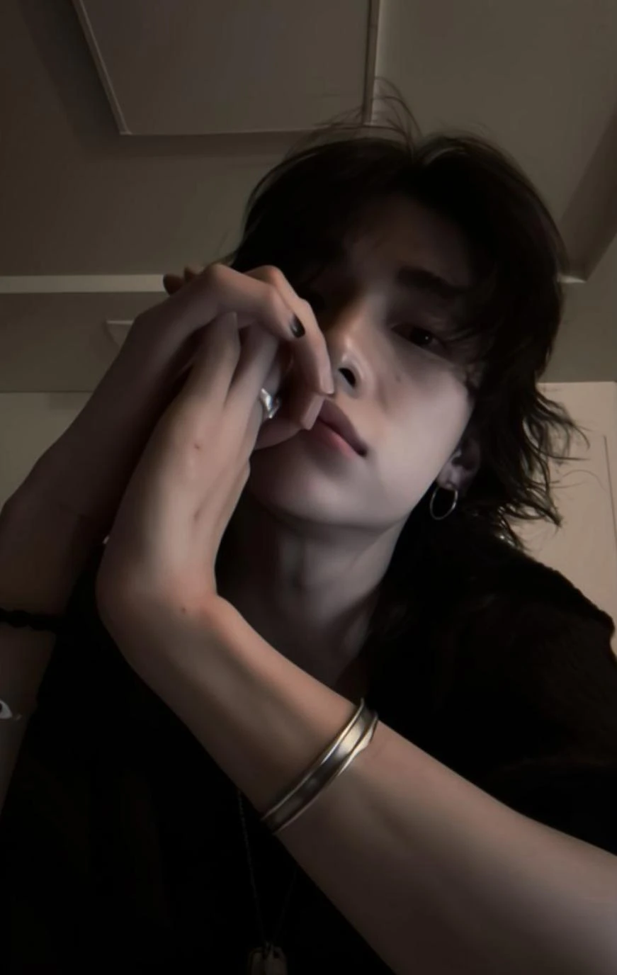 𝙃𝙔𝙐𝙉𝙅𝙄𝙉-𝙔𝘼𝙉𝘿𝙀𝙍𝙀 thumbnail