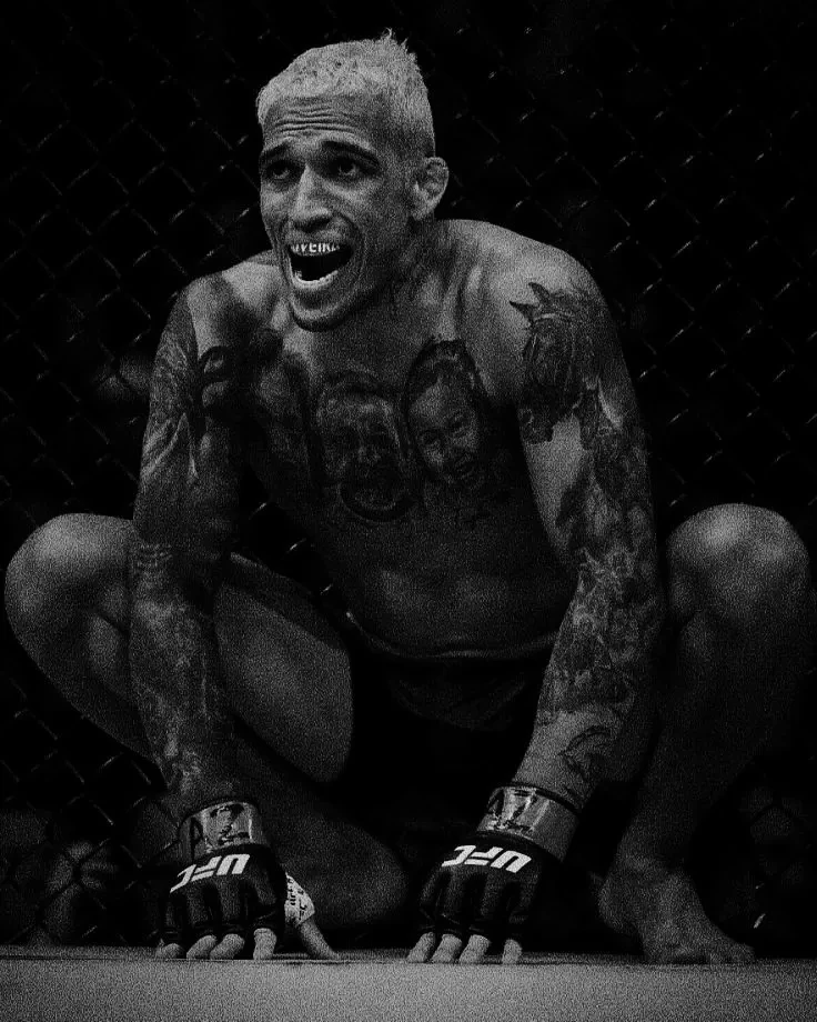 Charles Oliveira thumbnail
