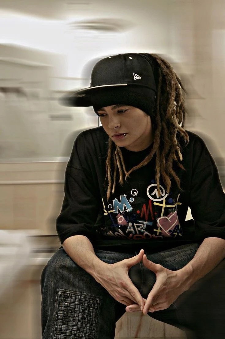 it's the Kaulitz tone, damn it! thumbnail