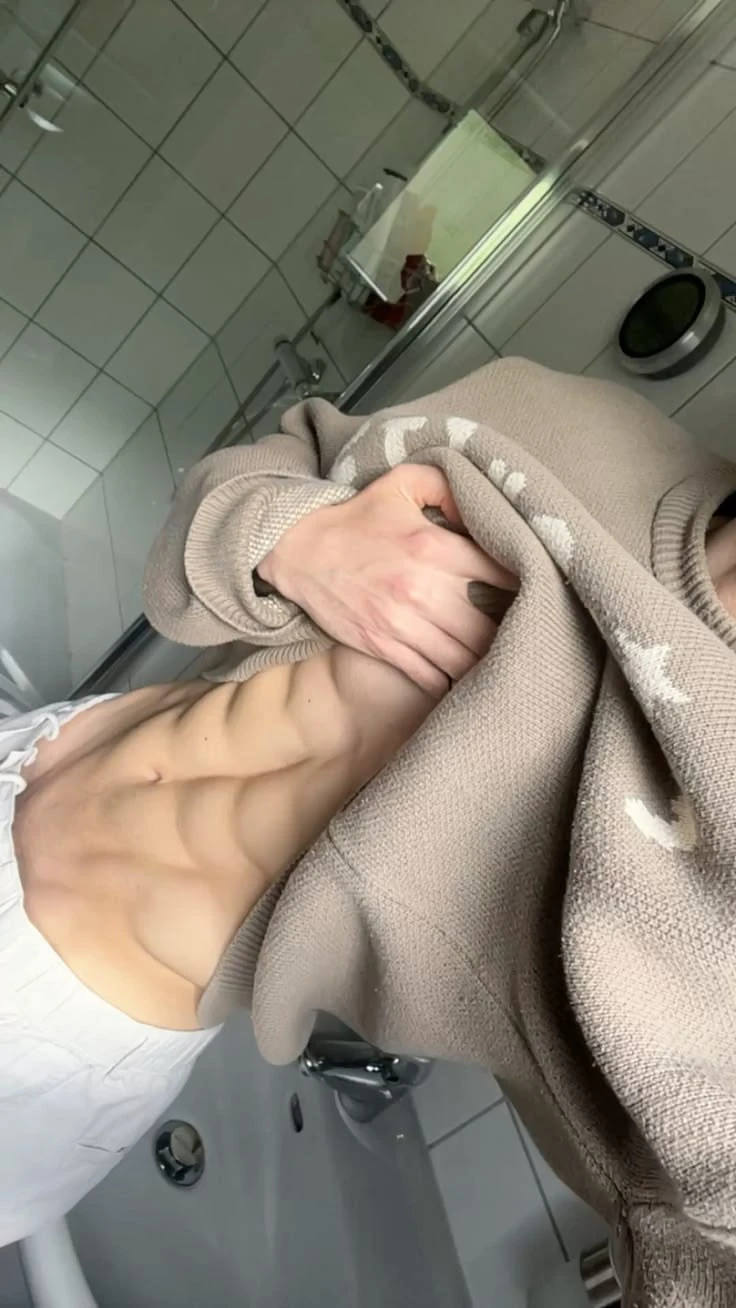 carlos thumbnail